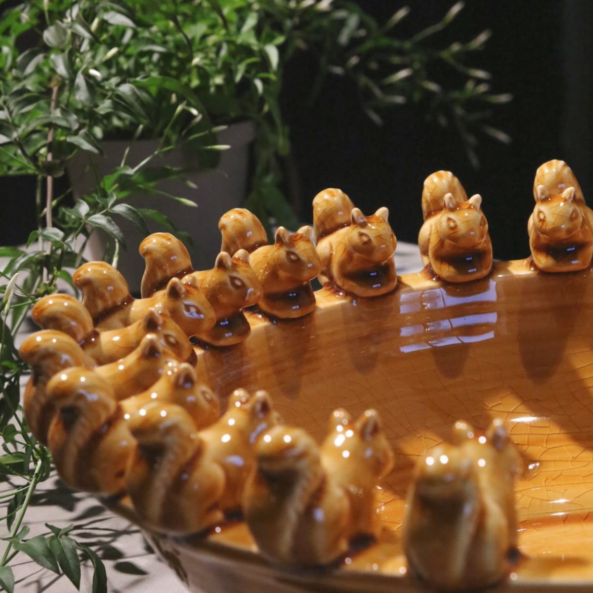 Keramikskål Ekorrar