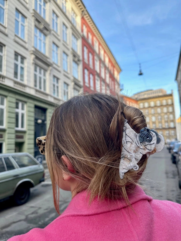 Solar Eclipse hårklämma Mops