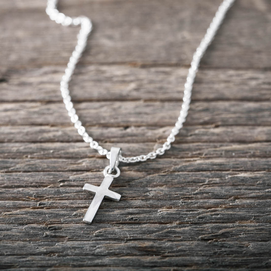 Halsband kors silver