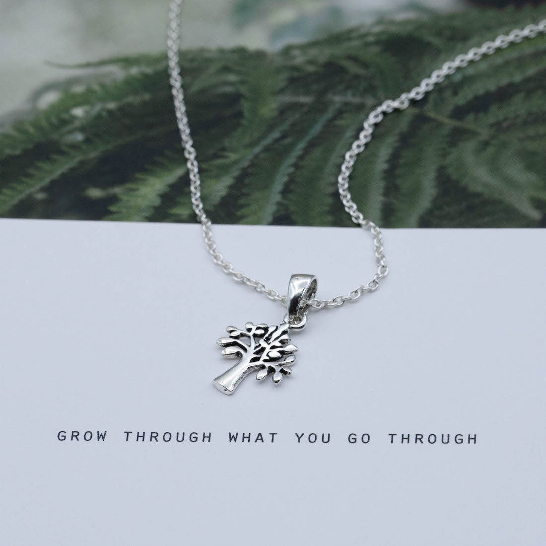 Silverhalsband Livets träd