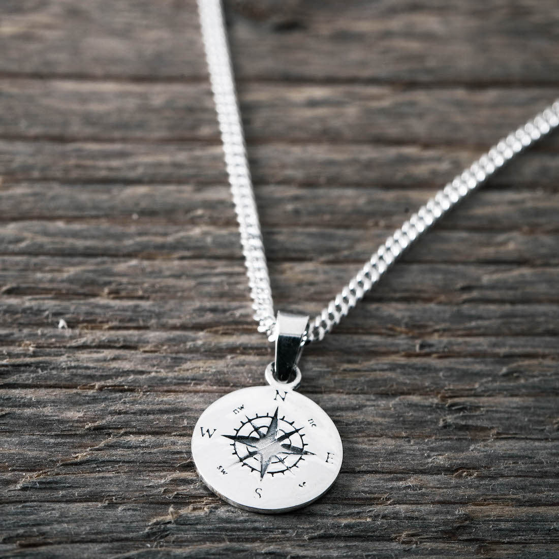 Silverhalsband kompass unisex
