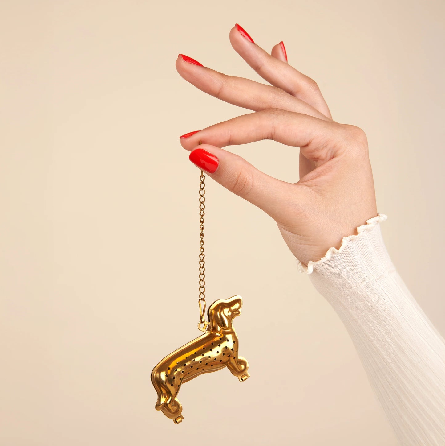Coucou Suzette pin broche Tax