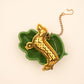 Coucou Suzette pin broche Tax
